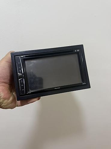 video reqistator: Pioneer AVH-A205BT iki-DIN multimedia avtomobil maqnitolası - Model — 1