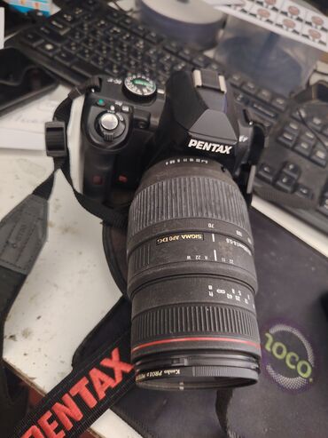 zoom: Pentax DSLR fotoaparat + Sigma zoom obyektiv - Fotoaparat gövdəsi