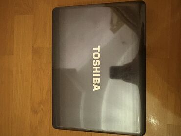 камера видеонаблюдения: Toshiba noutbuk - Brend: Toshiba - Korpus: Qara rəngli, zolaqlı
