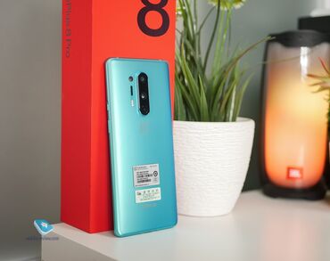 OnePlus: OnePlus 8 Pro, 256 ГБ, цвет - Зеленый, 2 SIM