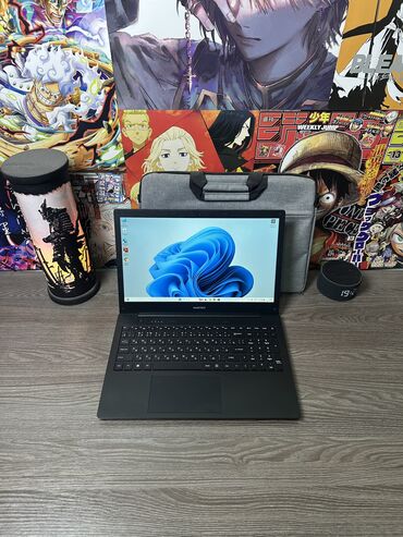 наклейка на ноутбук: Ноутбук, 16 ГБ ОЗУ, Intel Core i7, 15.6 ", Б/у, Для несложных задач, память SSD