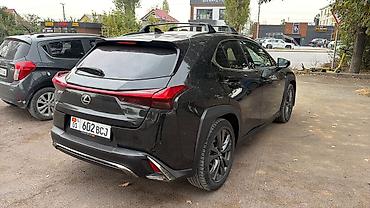 исузу авто: Lexus UX: 2019 г., 2 л, Автомат, Бензин, Кроссовер — 3