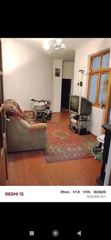 big bag: 3 otağ aşağıda 1otaq qarajın üsdündə kuxna mebeli qalır konsaner qalır — 5