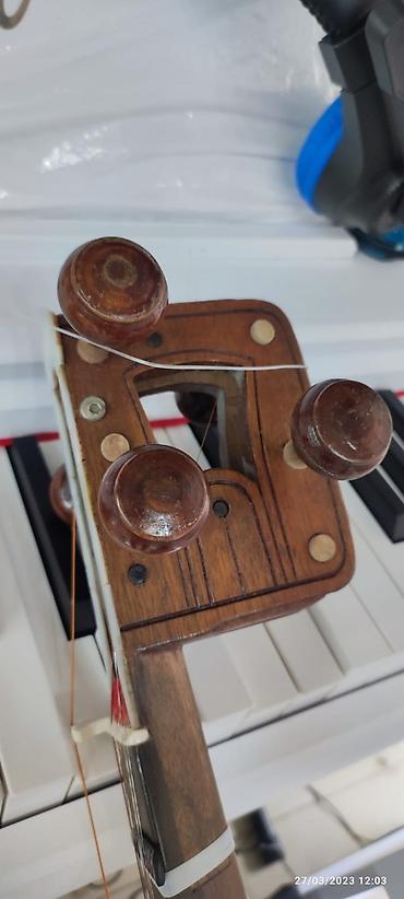 Tar: Profesional Tar Köhnə qədimi tar, Peto ustanın tarı, 60 yaşı var. Tut -da lalafo.az — 6 Tar: Profesional Tar Köhnə qədimi tar, Peto ustanın tarı, 60 yaşı var. Tut — 6