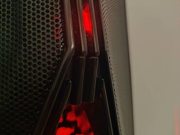 Desktop računari i radne stanice: Gejmer/ AMD Ryzen 7/16GB DDR4 /SSD 250/RX 480 8Gb Povoljno prodajem — 5