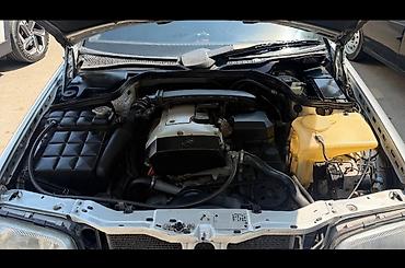 cls 63 amg: Mercedes-Benz C-Class: 1.8 l | 1997 il Sedan — 8