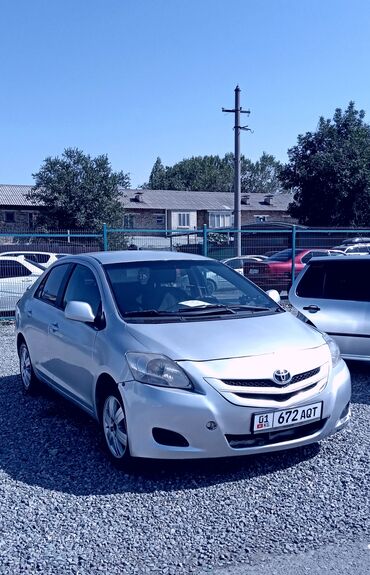 тойота корола 2005: Toyota Yaris: 2006 г., 1.5 л, Автомат, Бензин, Седан