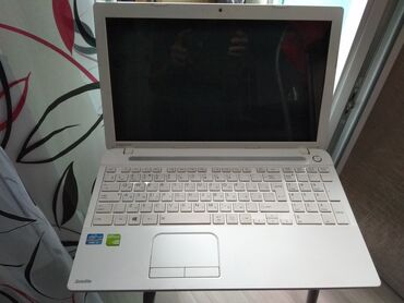 toshiba notebook qiymətləri: Toshiba Satellite Pro:Core i3 3 nesil Ram:8GB DD3 HDD:500GB Ekran