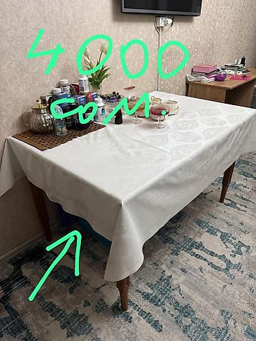 Шифоньеры, шкафы для одежды: Стулья 6 шт.по 2000тысяч - Диван прямой, трехместный. Широкие — 9