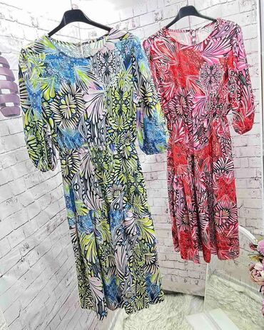 Haljine: 2000 na lalafo.rs — 18 Haljine: 2000 — 18