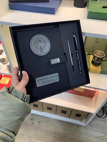 Подарки и сувениры: ГРАВИРОВКА!!!! Именные подарочные наборы с гравировкой. Принимаем — 8