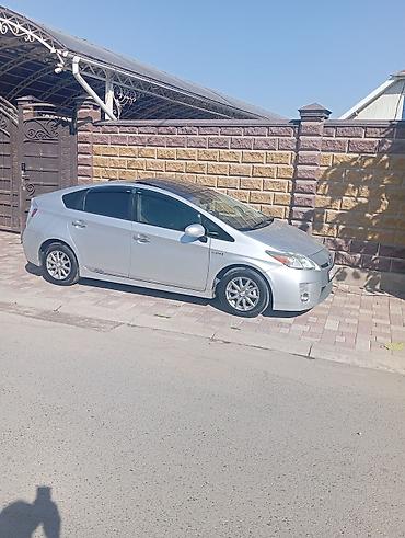 byd 06 ev: Toyota Prius: 2011 г., 1.8 л, Вариатор, Гибрид, Хэтчбэк — 3
