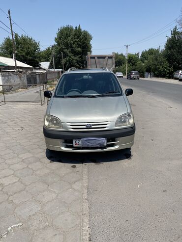 бусик машина: Toyota Raum: 1997 г., 1.5 л, Автомат, Бензин, Вэн/Минивэн
