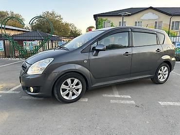 Toyota: Toyota Corolla Verso: 2007 г., 2.2 л, Механика, Дизель — 3