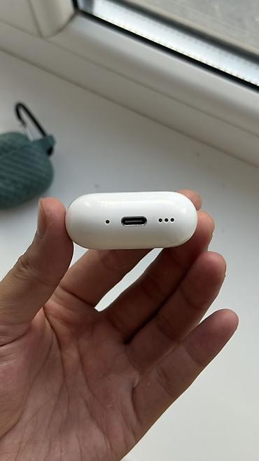 Кулакчындар: Наушники Apple AirPods 4 ANC с шумоподавлением. Основные особенности — 4