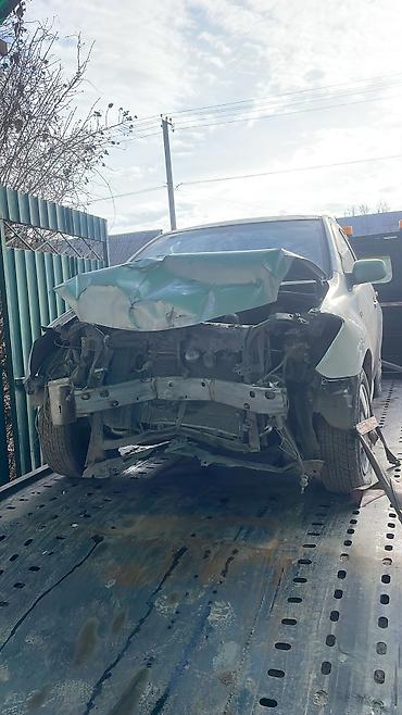 Услуги эвакуатора: С жёсткой сцепкой, С ломаной платформой, С манипулятором — 4