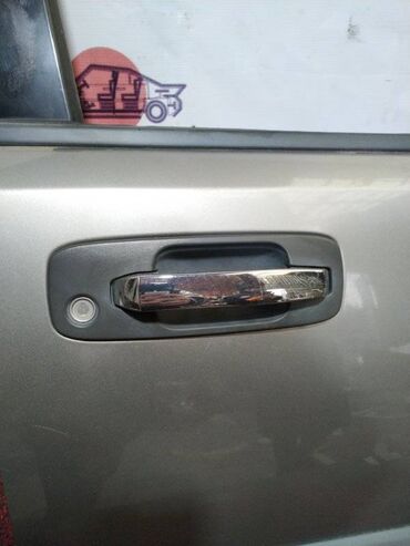 дверная фурнитура: Передняя правая дверная ручка Nissan