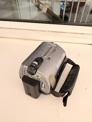 sony 1: Продаю видео камеру Sony, все работает Видеокамера Sony Handycam — 4