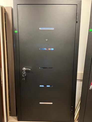 Giriş qapıları: Mənzil üçün Yeni Giriş qapısı Çərçivə ilə, Zəmanətli, Ödənişli çatdırılma, Rayonlara çatdırılma, Pulsuz çatdırılma — 6