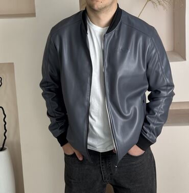 Куртки: Куртки - 𝐊𝐍𝐗 ——————— • Множество расцветок ✔️ • Все актуальные размеры — 14