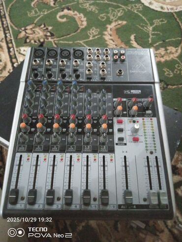 графический планшет с экраном цена бишкек: Микшерный пульт Behringer Xenyx 1204USB - 12‑входовый компактный