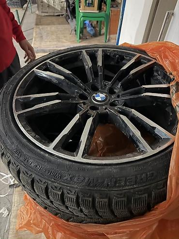 передо: Диск с шиной для BMW Резина 25 года 14 недели ездили на ней пол сезона — 5