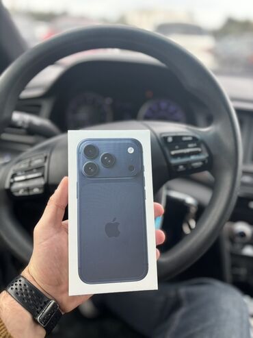 komputer core i5: IPhone 17 Pro, 256 GB, Midnight, Simsiz şarj