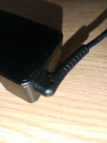Adapteri i punjači za laptop: Lenovo Originalni punjač za laptop (AC Adapter). - Model: ADLX45NC3A — 11