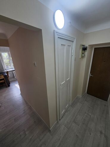 помещение для швейного цеха: 2 комнаты, 44 м², Хрущевка, 3 этаж, Евроремонт