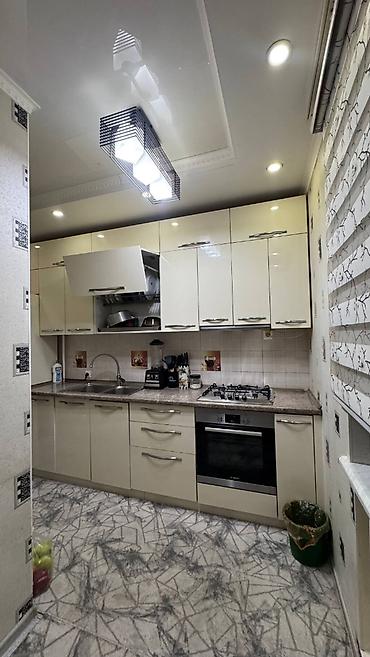 106: 4 комнаты, 82 м², 8 мкр 106 серия, 6 этаж — 10