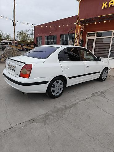 Hyundai: Hyundai Elantra: 2 l | 2005 il Sedan — 15