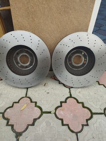 Тормозные диски: Предний тормозной диск Mercedes-Benz 2018 г., Б/у, Оригинал, Германия — 10