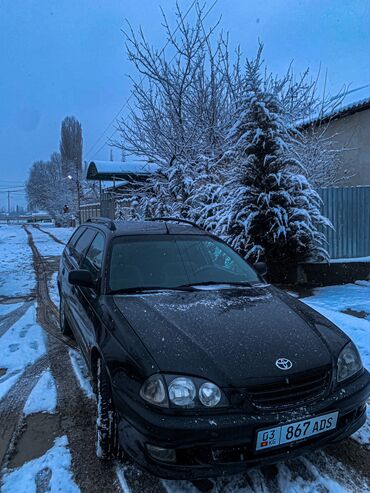 срочно срочно продаю машина: Toyota Avensis: 2000 г., 2 л, Механика, Дизель, Универсал