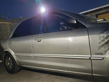Mazda: Mazda 323: 2000 г., 1.8 л, Автомат, Газ, Седан