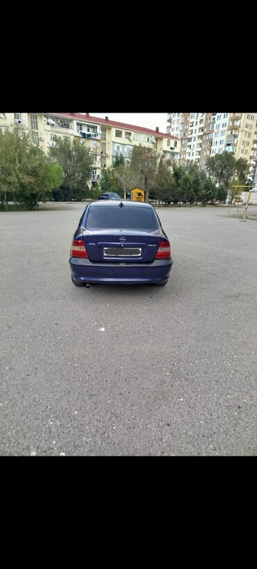 Opel: Opel Vectra: 1.8 l | 1996 il 440000 km Sedan — 10