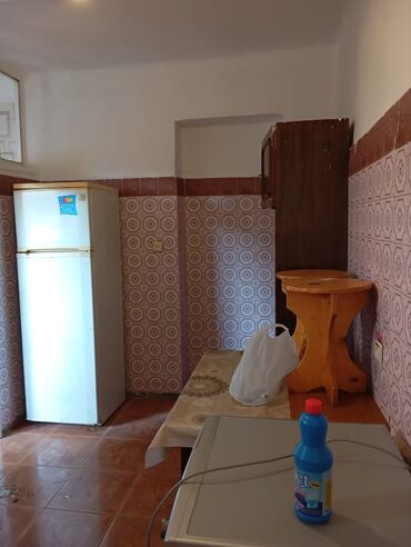 Uzunmüddətli kirayə evlər: Razin roddomyolu yusif motorsun yani.1otaqdan ibaret heyet evi — 6
