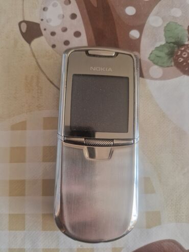 nausnik temiri: Nokia 8, rəng - Gümüşü