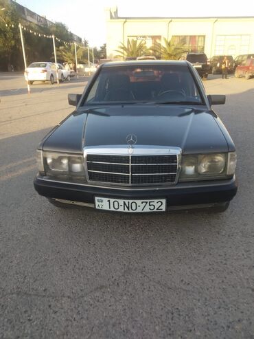 крышка задняя fly в Азербайджан | FLY: Mercedes-Benz 190 2 л. 1990 | 506288 км