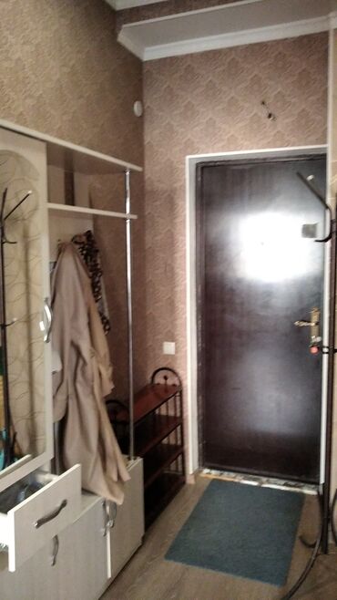 сдаю 1комнатную квартиру на долгий срок в районе кок жар: 3 комнаты, С мебелью полностью