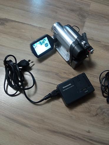 Video kamere: Panasonic digitalna video kamera sa dodatnom opremom. Karakteristike — 1