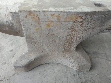 Наковальни: Продаю Наковальню. Наковальня в Очень Хорошем состоянии! Размеры есть — 5