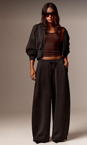 штаны: Новые спортивные штаны XS из Bershka, очень удобные и отличного — 1