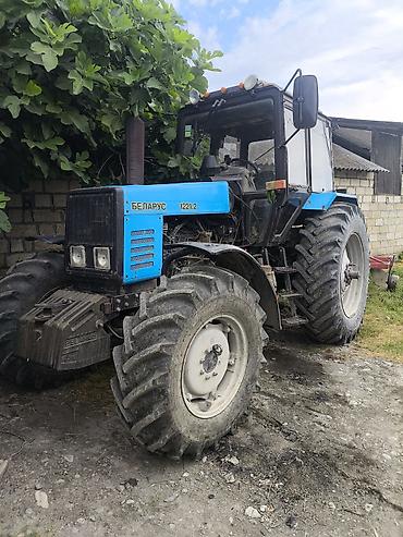 traktor altlıqlı bej bosonojkalar: Salam texnika kotanla birgə bu qiymətə satilir yaxsi vəziyətdədi — 1