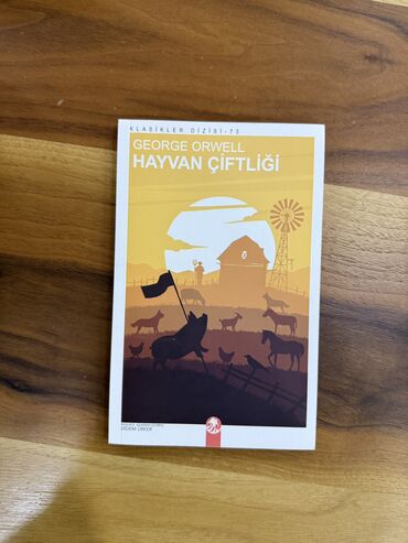Musiqi alətləri: George Orwell-Hayvan Çiftliği