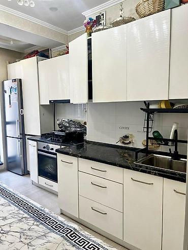114: 2 комнаты, 56 м², 5 мкр Элитка, 7 этаж, Косметический ремонт — 1