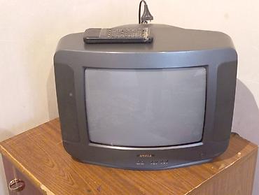 klasda kredit: Osvica 14 düymlük rəngli CRT televizor. Əsas xüsusiyyətləri: - Brend — 2