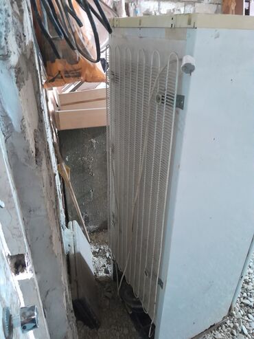 Soyuducular: İşlənmiş Soyuducu Satılır, rəng - Ağ — 10