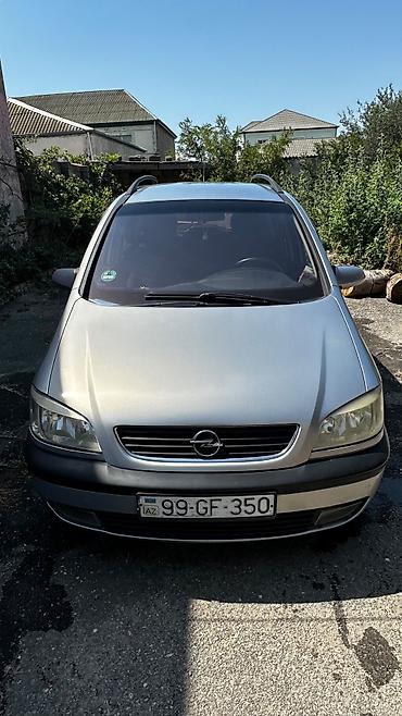 Opel Zafira: 2.2 l | 2000 il 381000 km Van/Minivan