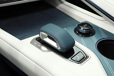 Zeekr: Zeekr 001: | 2022 г — 14