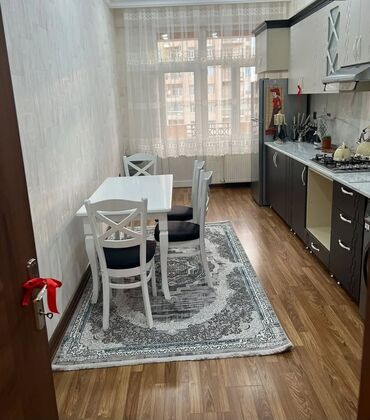 раскладной стул: Для кухни, Прямоугольный стол, 4 стула